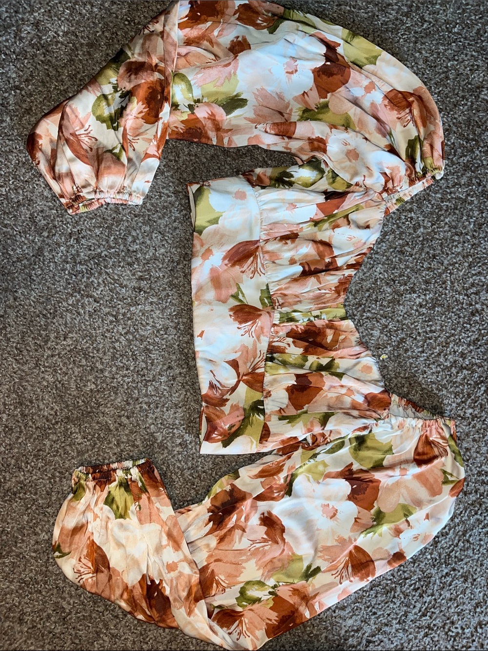 Abercrombie & Fitch Floral top size small.